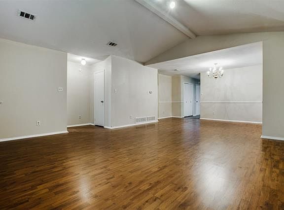 5th image of 4120 Newton St