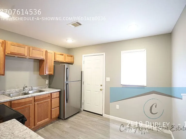 2419 Dudley St #14 — Photo 5