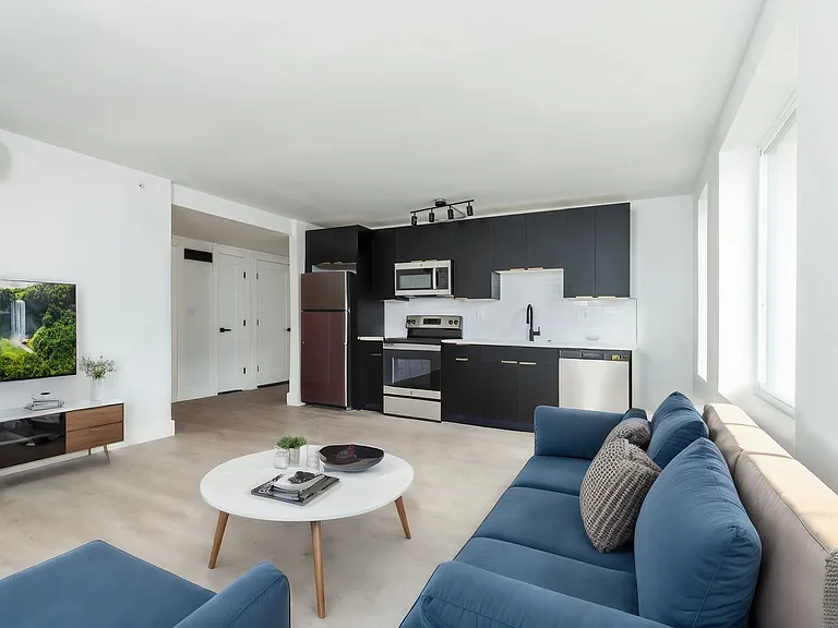Artist's View 734 S 17th St — Photo 27