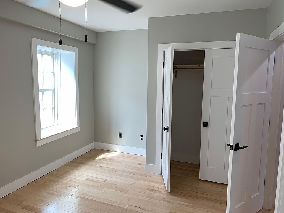 1st image of 254 Stratton Aly #6