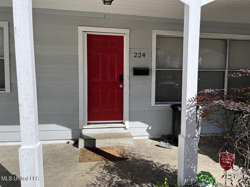 2nd image of 224 E Northside Dr