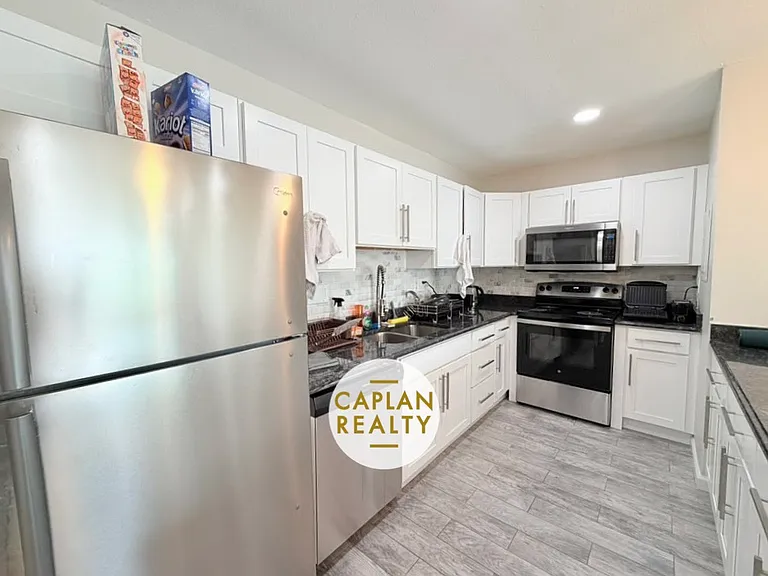 463 Whalley Ave #E — Photo 3