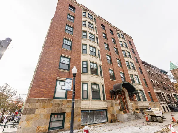 352 State Street APT 1B, Albany, NY 12210