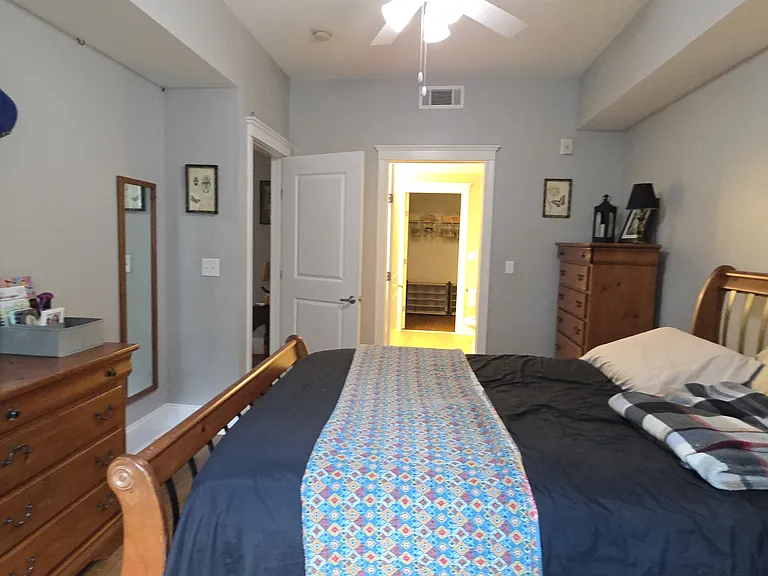 222 Glenwood Ave #517 — Photo 6