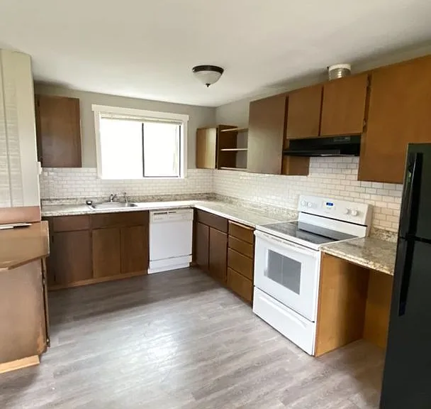 4208 N Crown Ave #2 — Photo 5