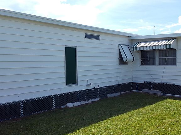 5th image of 637 Hickam Dr