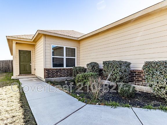 4th image of 3022 Del Mar Way