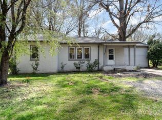 634 Hartness Rd, Statesville, NC 28677