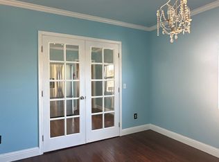 2738 Myrtle St, Oakland, CA 94607