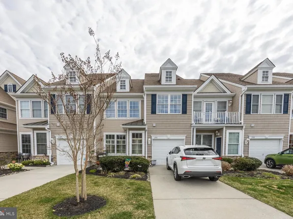 206 Springdale Ct APT 206, Cape May Court House, NJ 08210