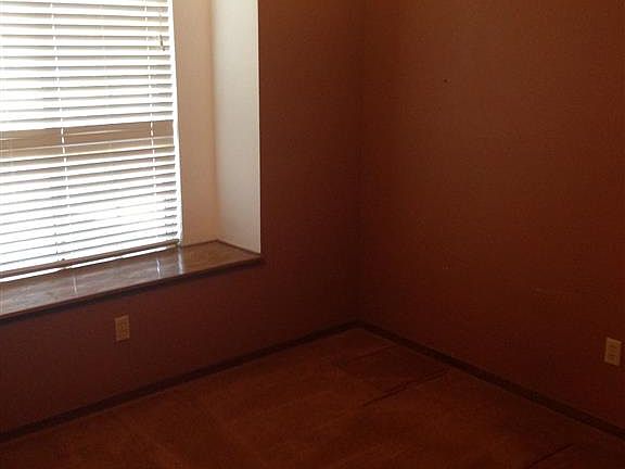 4th image of 6043 W Dartmouth Ave