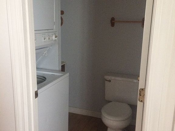 1/2 bath with laundry