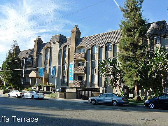 2nd image of 10741 Camarillo St APT 206