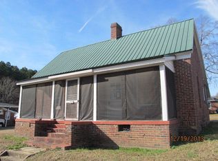 504 104th Ave, Greenwood, SC 29648
