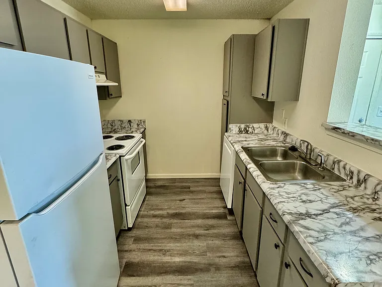 Northpark Apartments — Photo 43