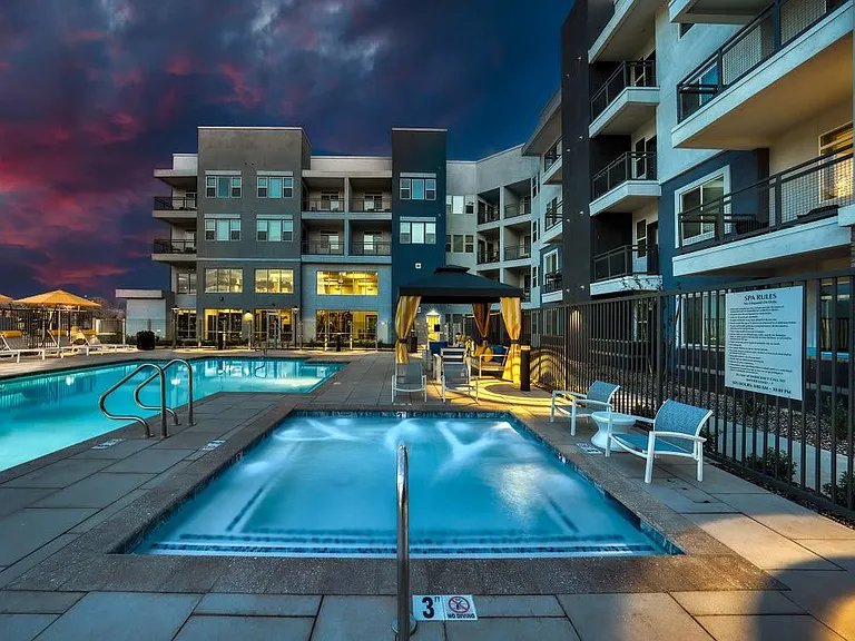 Cuvee Apartments — Photo 31