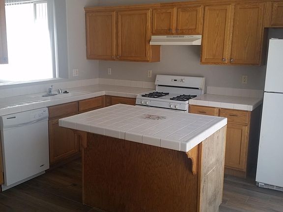 5th image of 10305 Bell Mountain Ct