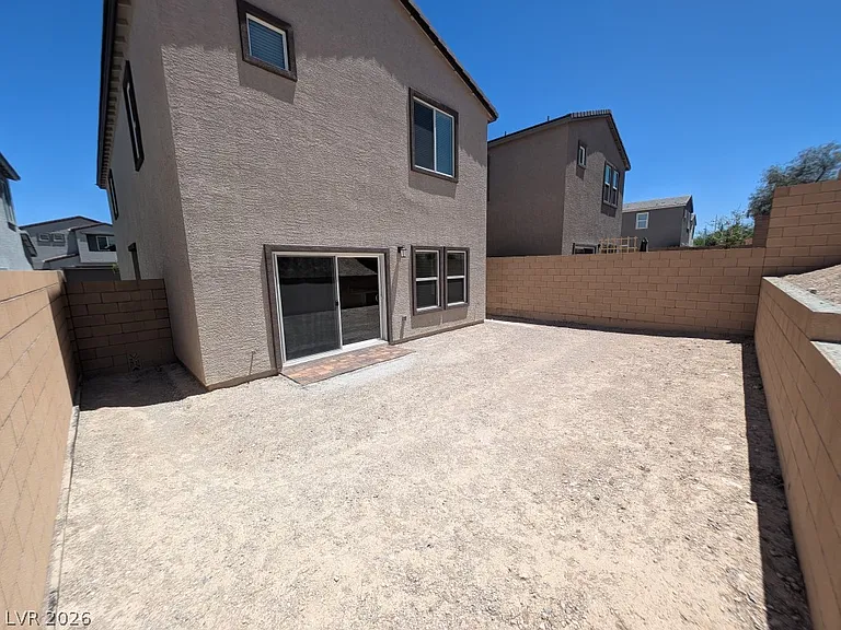 3339 Dancing Waters St — Photo 34