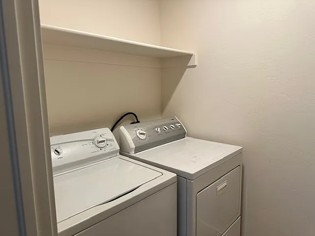 423 Juniper Pl — Photo 18