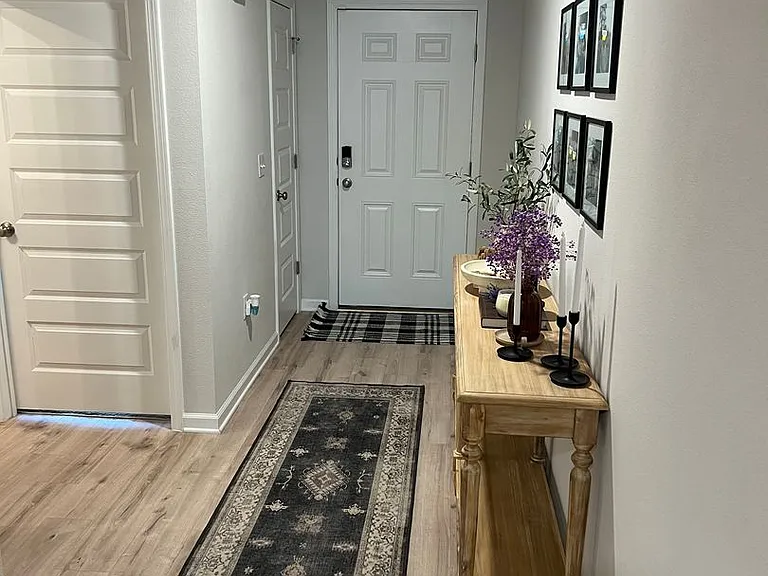 5253 Peach Dr — Photo 3