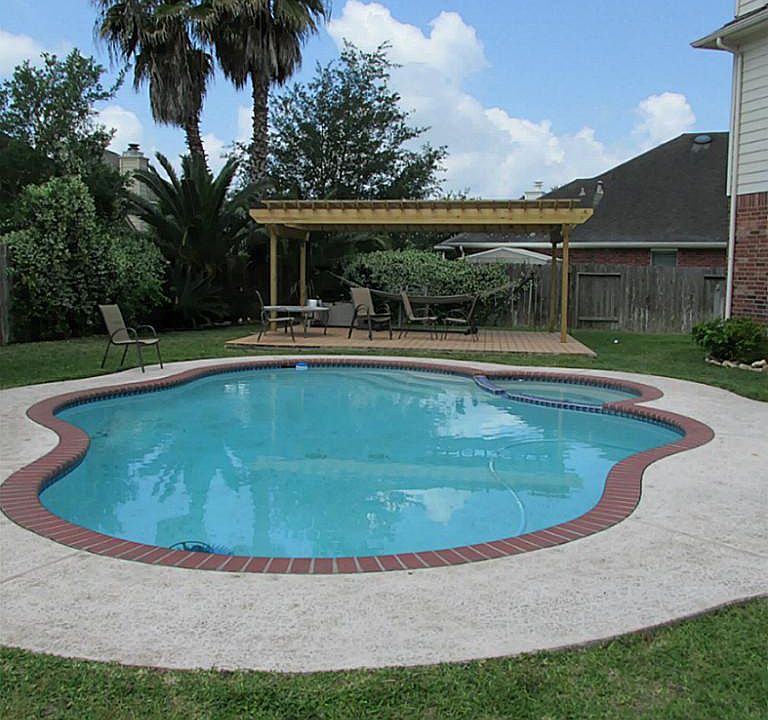 1st image of 2709 Sunhill Ct