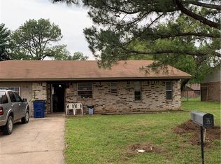 1708 Pecan Grove St, Tecumseh, OK 74873