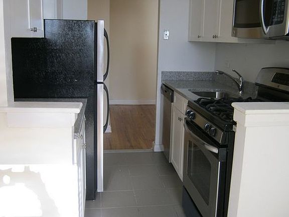 5th image of 98-05 67th Ave #3C