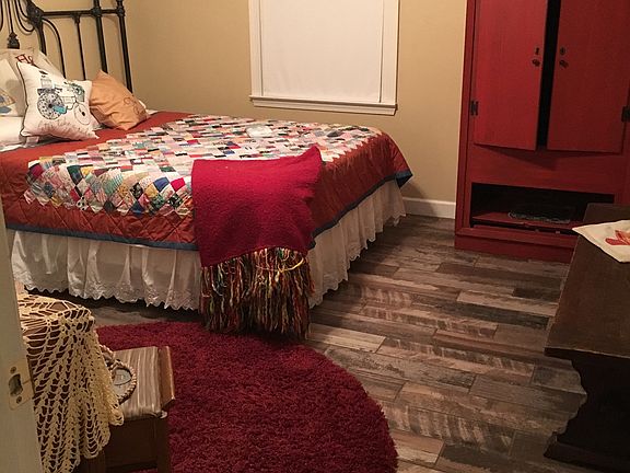 1st bedroom main floor