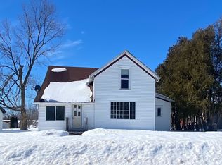 1408 3rd Ave, Belle Plaine, IA 52208