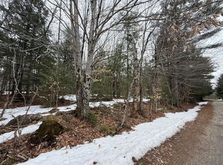 Kilby Edwards Rd, Oxford, ME 04270