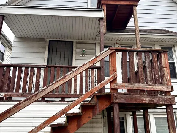 2439 South 8th STREET, Milwaukee, WI 53215