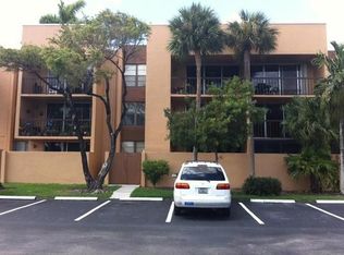 10815 SW 112th Ave APT 302, Miami, FL 33176