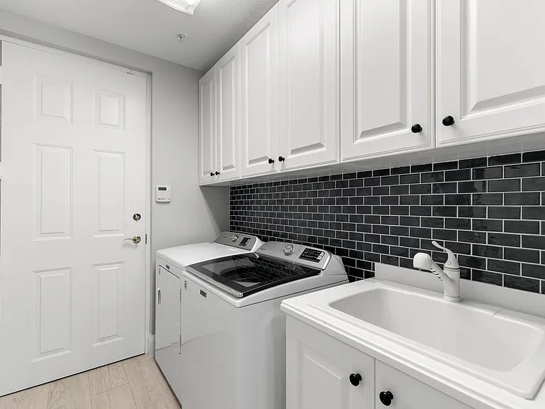 3031 Marengo Ct #101 — Photo 14