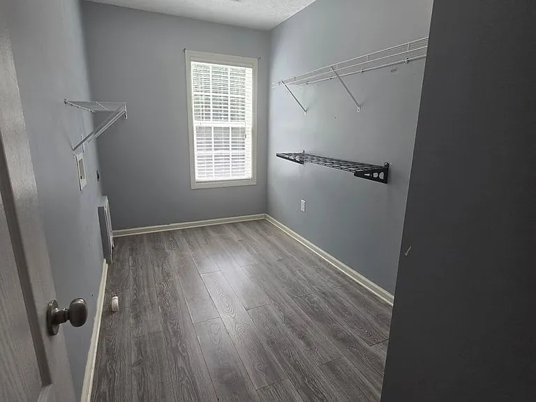 5944 Kindley Dr — Photo 12