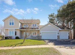 14189 Bluebird Trl NE, Prior Lake, MN 55372