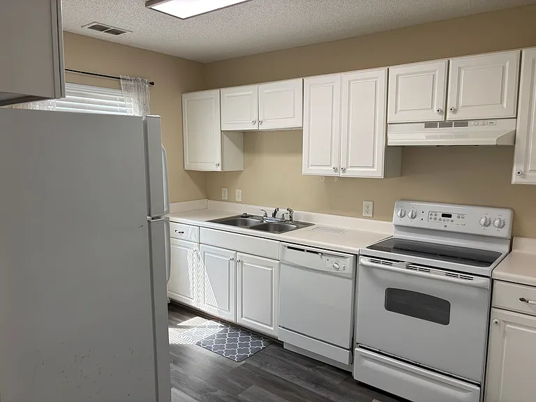 300F Myrtle Greens Dr — Photo 5