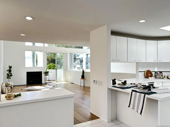 216 4th St