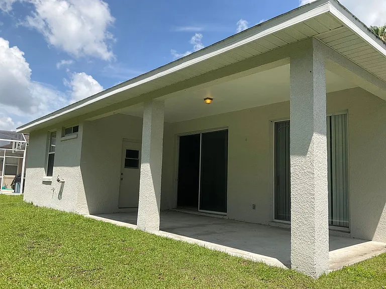 1318 Lake Biscayne Way — Photo 12