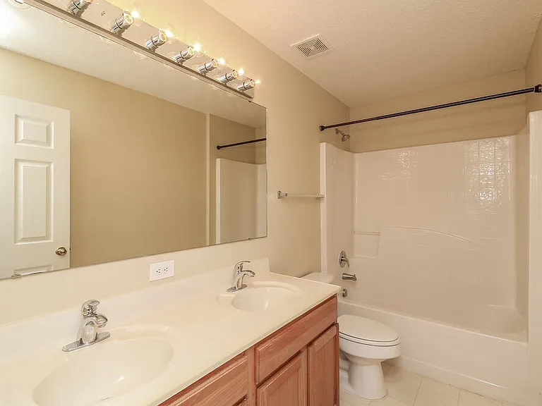 13513 Mango Bay Dr — Photo 15