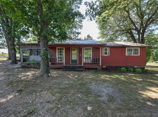 58252 S 705th Rd, Watts, OK 74964