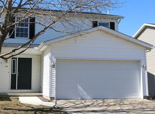 16 Rounds Rd, BLOOMINGTON, IL 61704