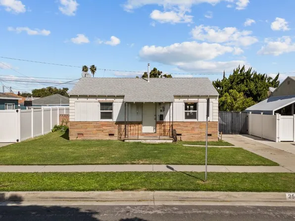 2539 E 219th Pl, Carson, CA 90810