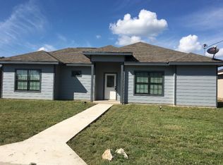 146 Rio Grande St, Uvalde, TX 78801