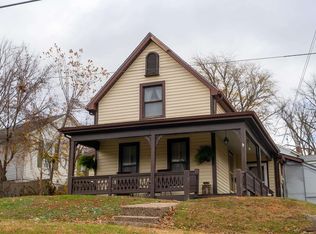 204 S Dodge St, Galena, IL 61036