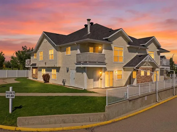 33 E Jennings Cres #48-RED, Red Deer, AB T4P 0A2