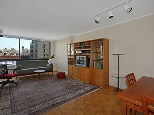 Sold by Corcoran | media 7