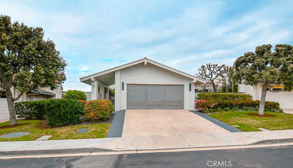 1st image of 21 Jasmine Creek Dr