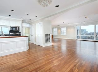 7 Commonwealth Ave, Boston, MA 02116