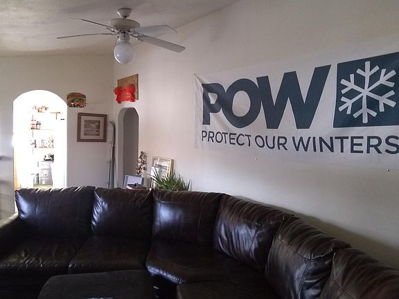 Living room.