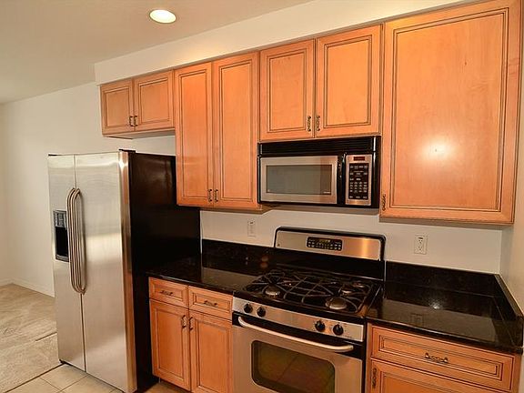 3rd image of 11506 Fountainhead Dr